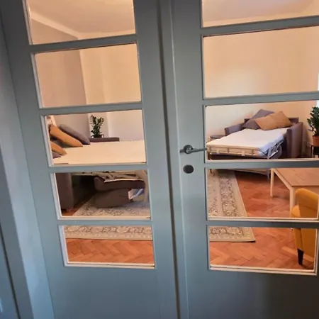 Alps & Lakes Apartment
