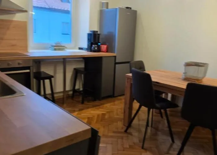 Alps & Lakes Апартаменты *